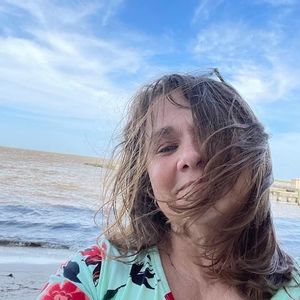 Meet your Posher, Twila